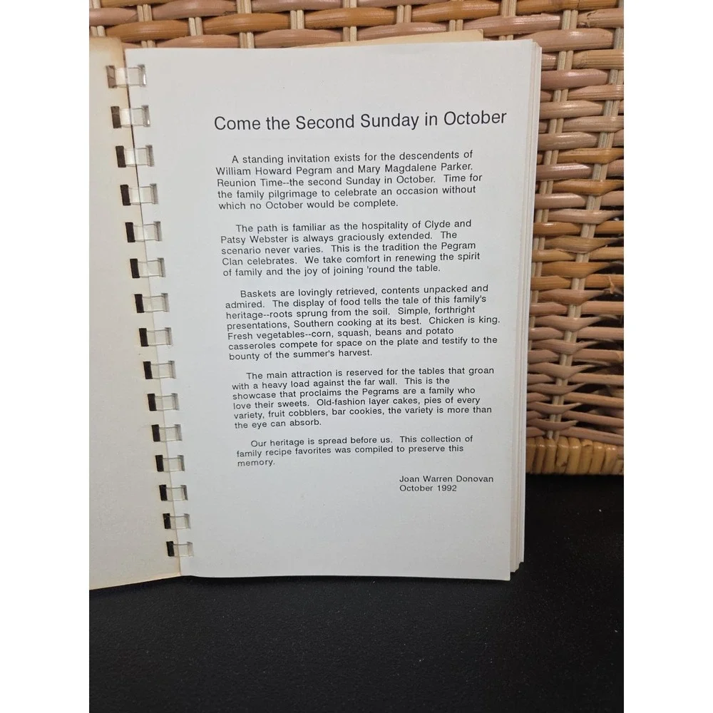 Pegram Family Favorites Cookbook Family Reunion A‎ Gathering In The Fall 1992